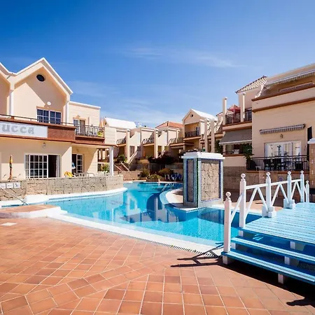 Yucca Park * أذيخي